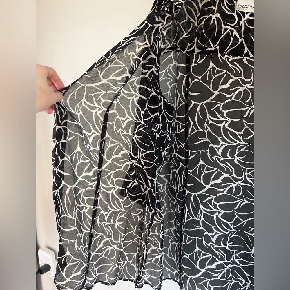 Y2K CHICO’S Sheer Silk Button Down Tunic Top Art Wear Minimalist Boho Size XL - Picture 4 of 15